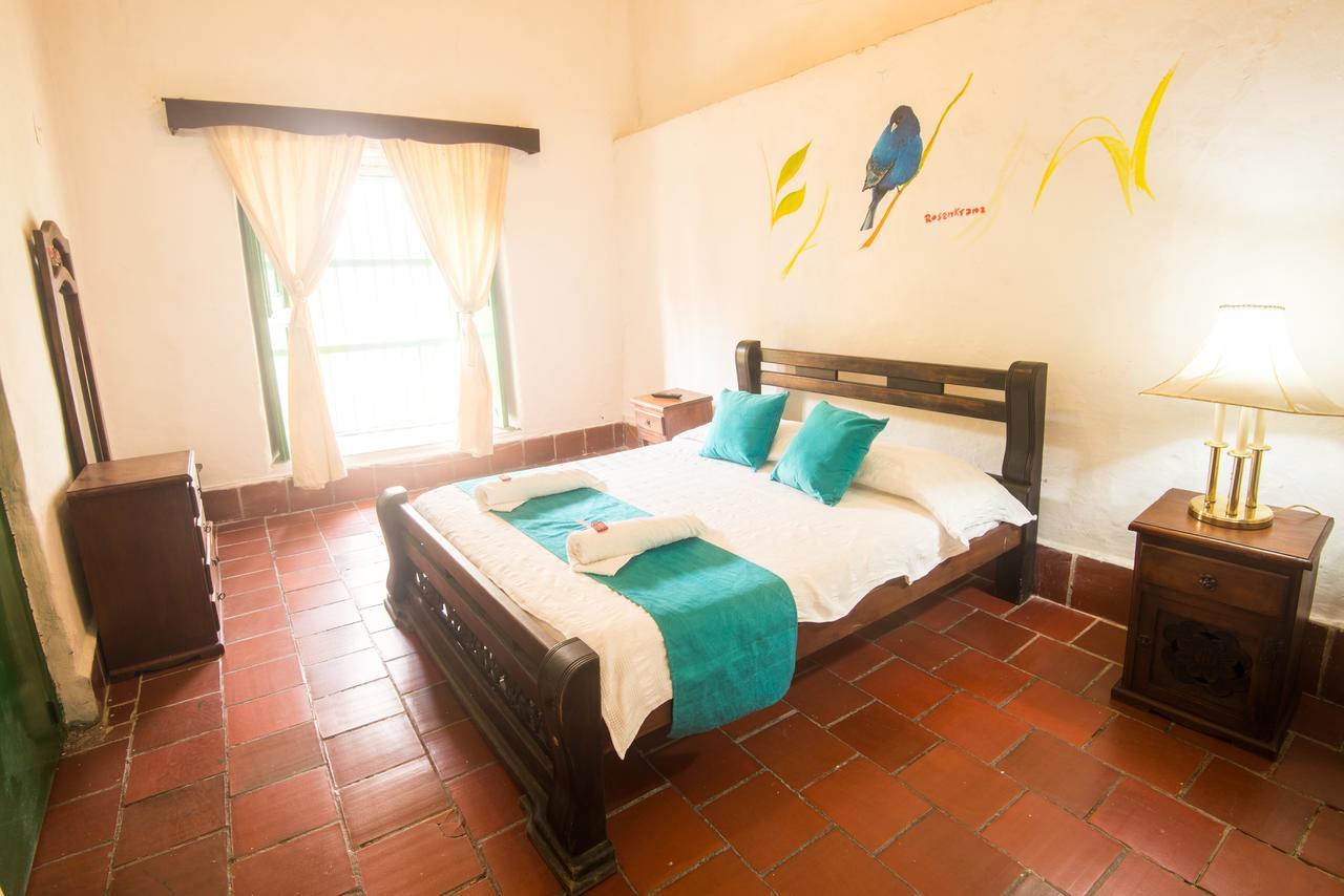 La Mansion Hostel ซานกิล ภายนอก รูปภาพ